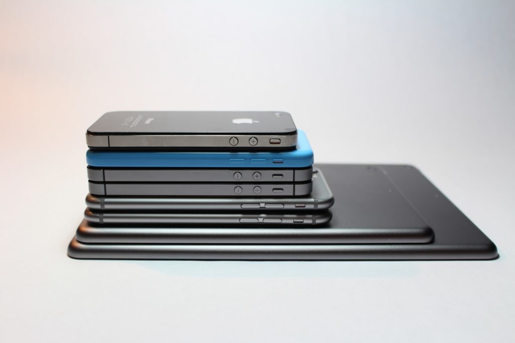 Phones Under 15000