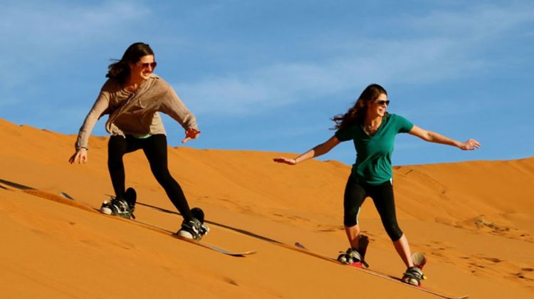 dubai-desert-safari-Sand Skiing